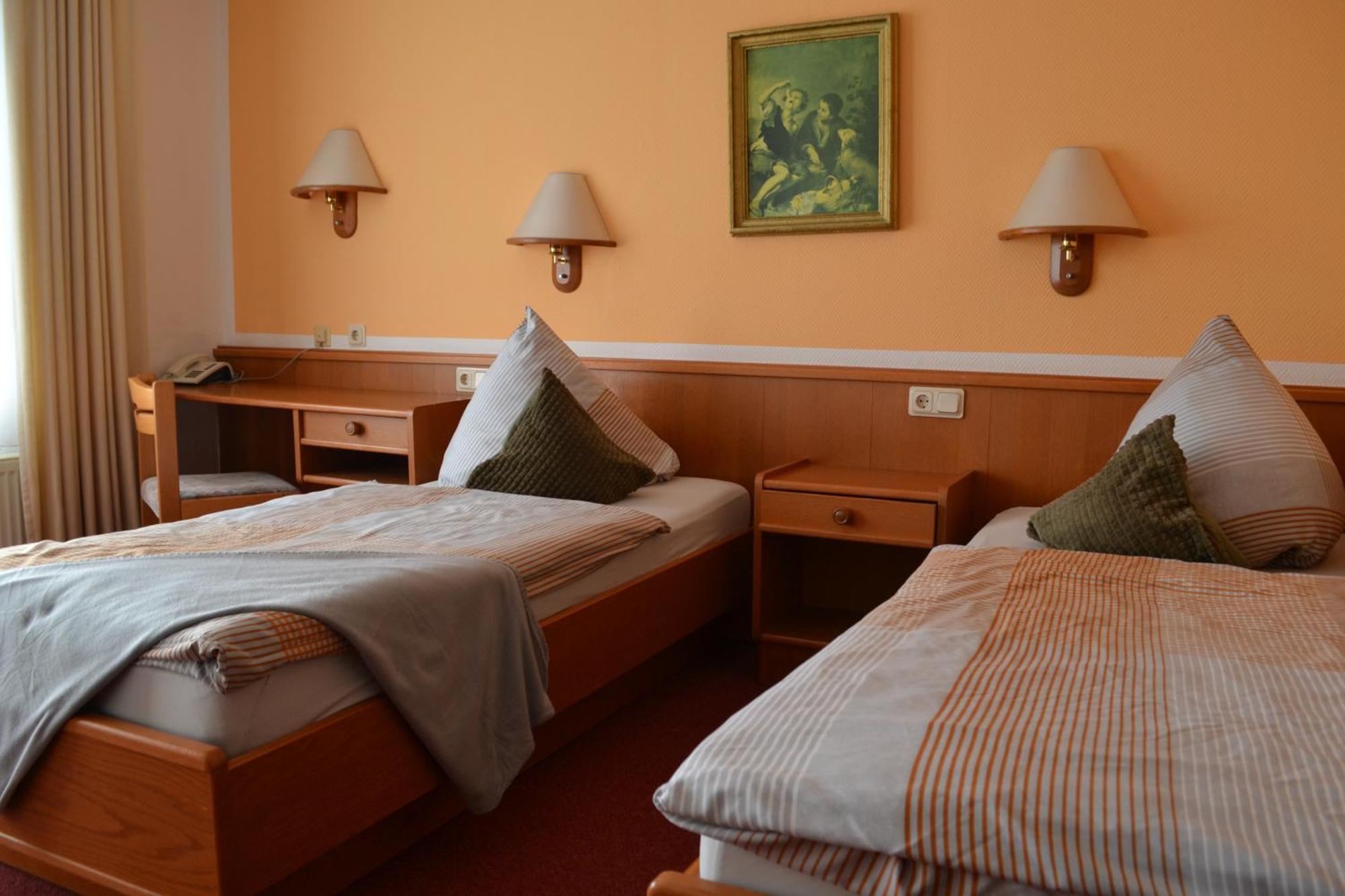 ורניגרוד Hotel Blocksberg מראה חיצוני תמונה