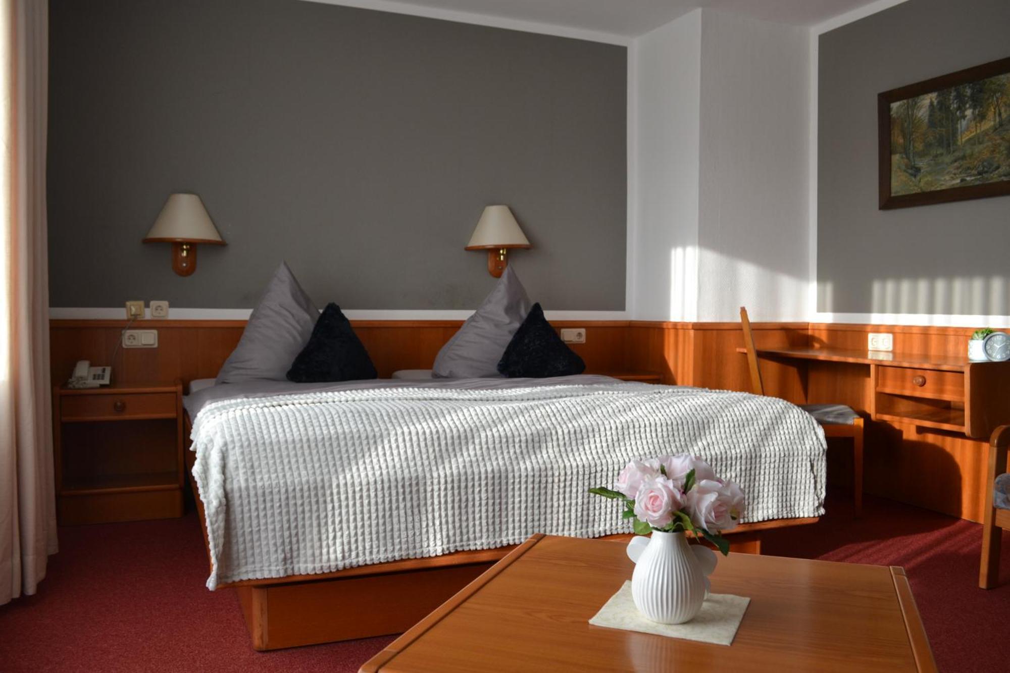 ורניגרוד Hotel Blocksberg מראה חיצוני תמונה