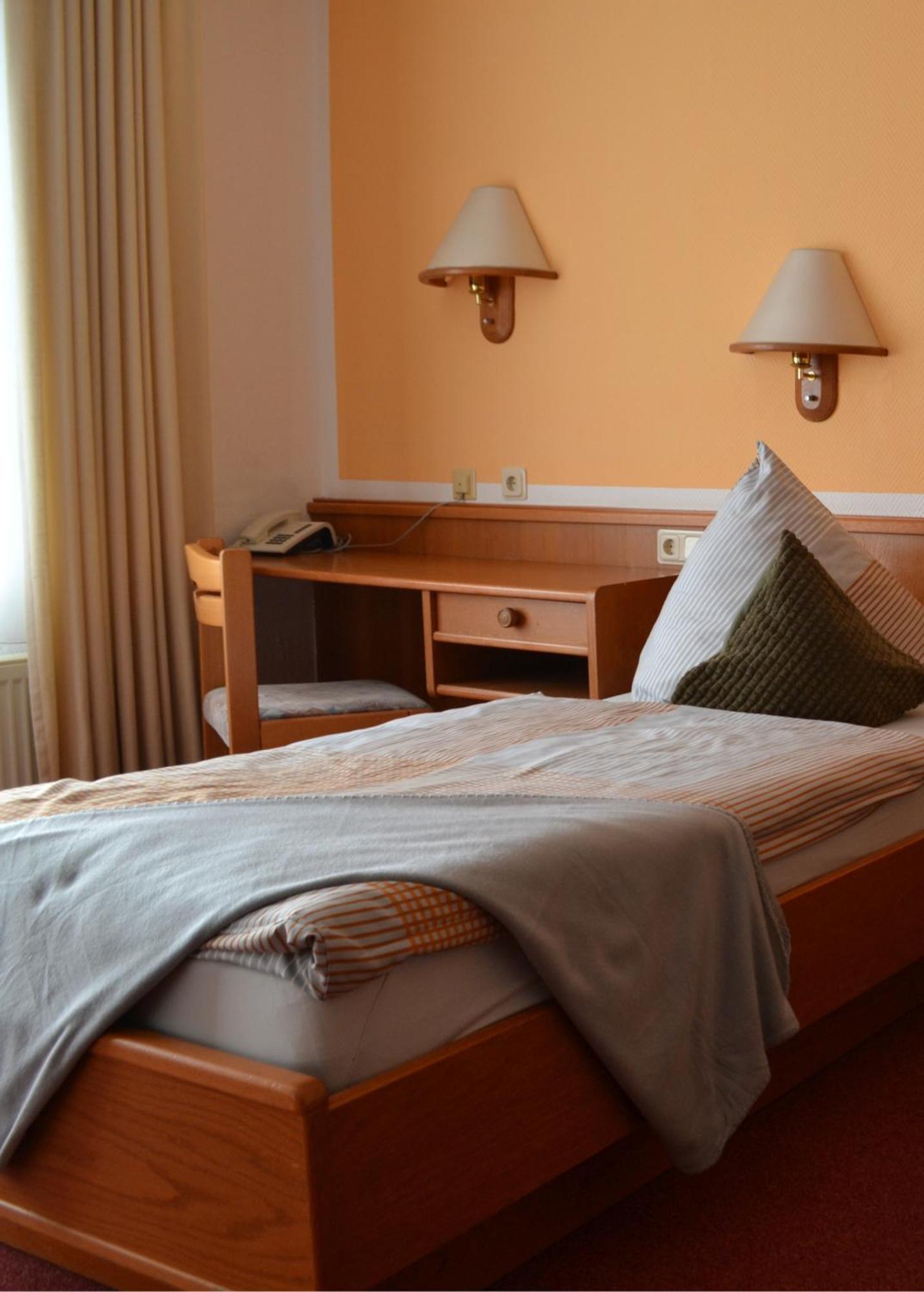 ורניגרוד Hotel Blocksberg מראה חיצוני תמונה